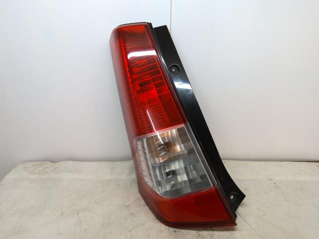 【中古】中古部品 ワゴンR MH23S 左テールランプ 【3310550000-260310001215600】