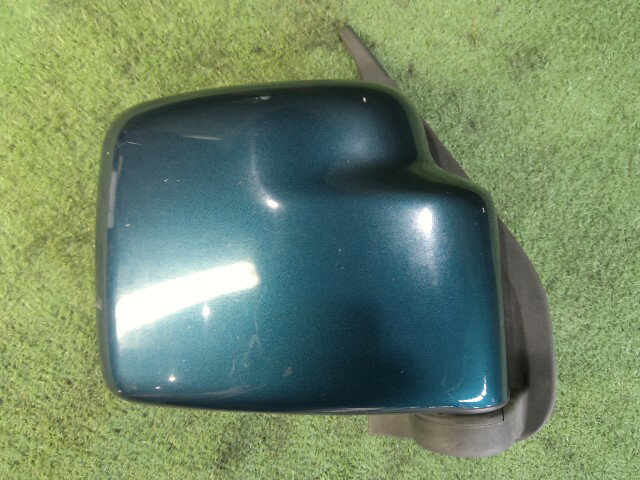 【中古】中古部品 エブリィ DA64V 右サイドミラー 【3260070000-260318000413500】