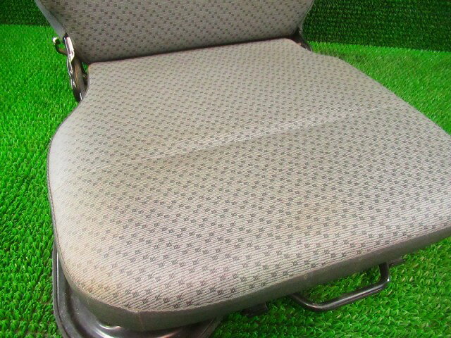 【中古】中古部品 キャリィ DA16T ドライバーシート 【3330210100-000038038670500】