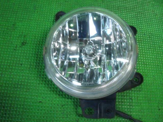 【中古】中古部品 ムーヴ L900S 左フォグランプ 【3340220100-001296777610950】