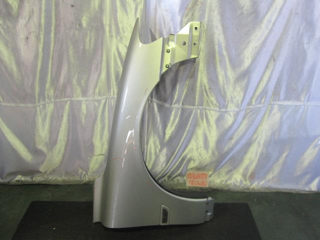 【中古】中古部品 ボルボ 70シリーズ SB5254W 右フロントフェンダー 【3310220100-001093153410600】
