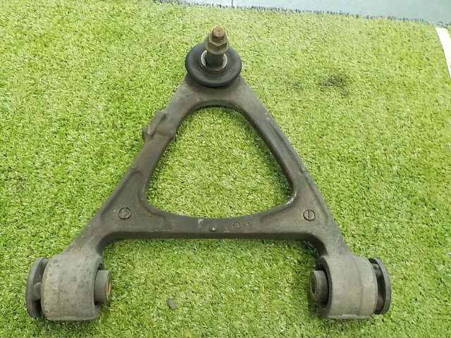 【中古】中古部品 RX−8 SE3P 右フロントアッパアーム 【3260200000-260325000251730】