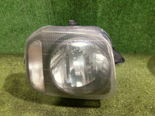 【中古】中古部品 ジムニー JB23W 右ヘッドランプ 【3260300000-260327000510800】