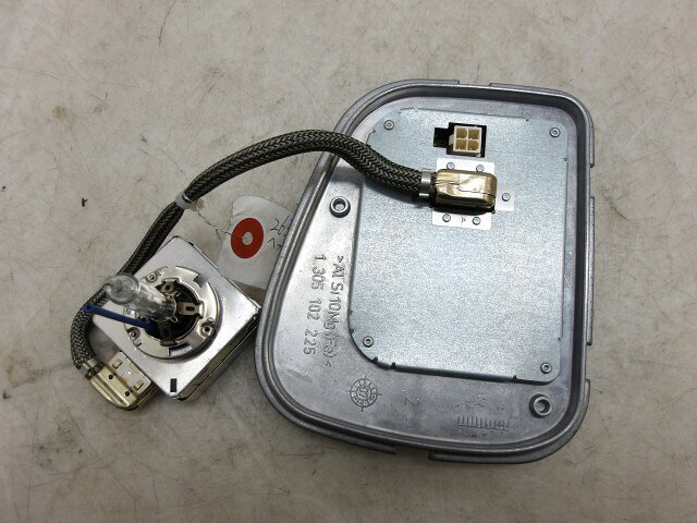 【中古】中古部品 ボルボ 50シリーズ MB5244 ライトコントロールユニット 【3310250100-000263008910811】