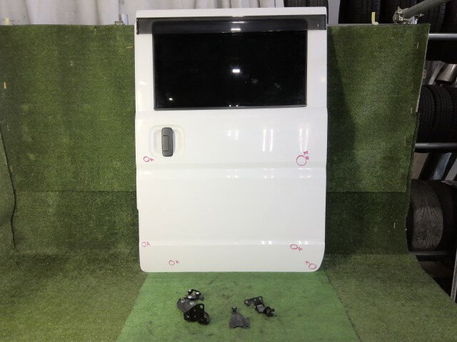 【中古】中古部品 エブリィ DA17V 左リアドア 【3260070000-260331000213400】