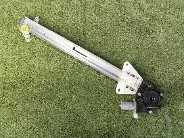 【中古】中古部品 ハスラー MR41S 左フロントドアレギュレータ・モーター 【3260070000-260407000413220】