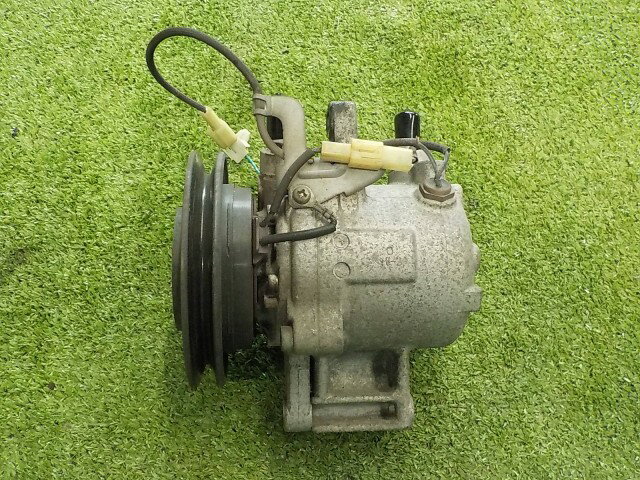 【中古】中古部品 ミラ L275S A/Cコンプレッサー 【3260200000-260406000360700】