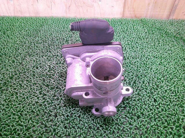 【中古】中古部品 アルト HA36S スロットルボディ 【3330660100-000026307220300】