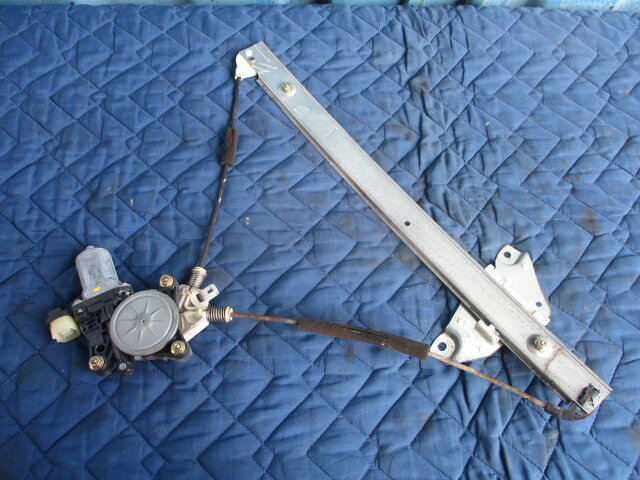【中古】中古部品 ムーヴ L150S 右フロントドアレギュレータ・モーター 【3540020100-000008040613120】
