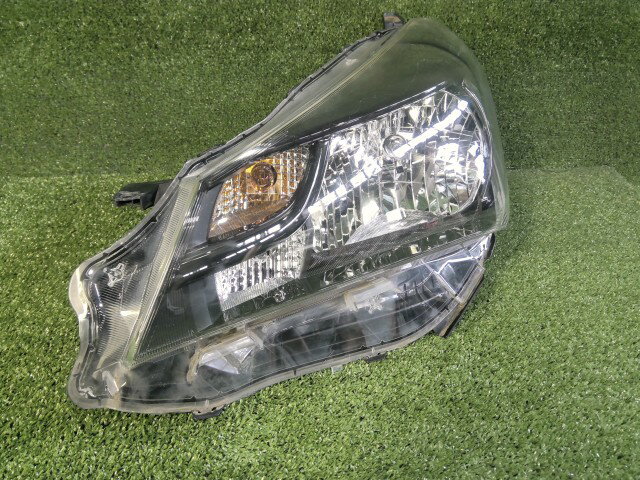 【中古】中古部品 ヴィッツ KSP130 左ヘッドランプ 【3260070000-260410000210900】