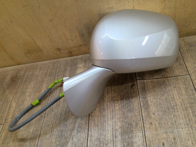 【中古】中古部品 マークXジオ ANA10 左サイドミラー 【3310390100-260424002113600】