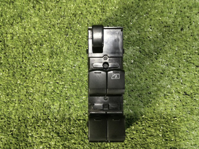 樂天商城 - 【中古】中古部品 デイズルークス B21A パワーウインドウスイッチ 【3260070000-260424000961900】