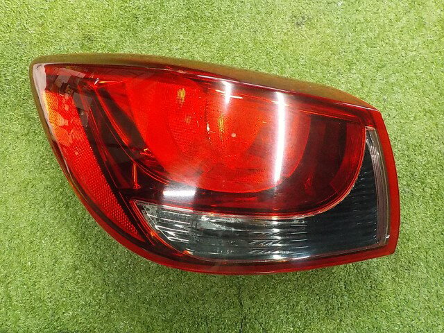 【中古】中古部品 デミオ DJ5FS 左テールランプ 【3260200000-260430000615600】