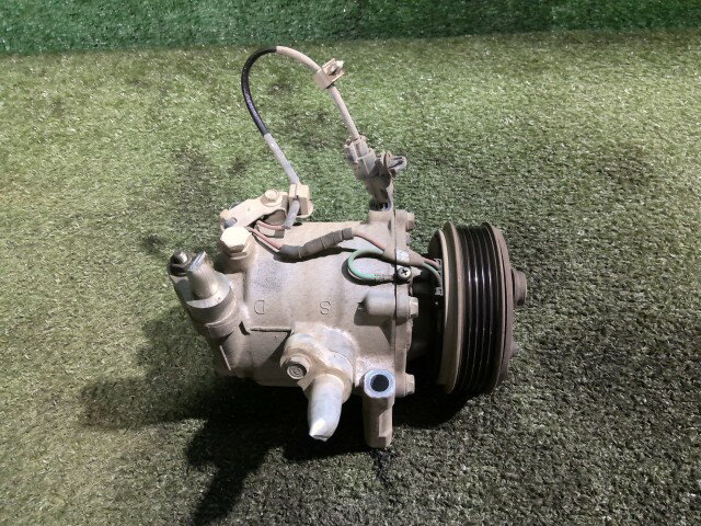 【中古】中古部品 ライフ JC1 A/Cコンプレッサー 【3260300000-260512001660700】
