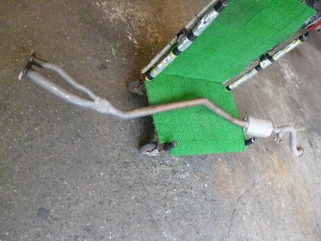 【中古】中古部品 BMW 3シリーズ VA20 エキゾーストセンターマフラー 【3310070100-001458003622300】