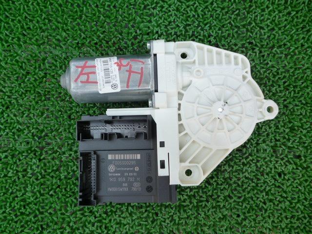【中古】中古部品 VW パサート 3CBZB 左フロントドアレギュレータ・モーター 【3310070100-001258818013220】