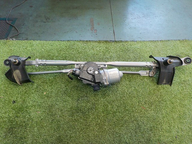 【中古】中古部品 クリッパー DR17V フロントワイパーモーター 【3260200000-260526000661600】