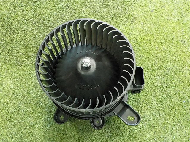 【中古】中古部品 クリッパー DR17V ヒーターブロアモーター 【3260200000-260526000667900】
