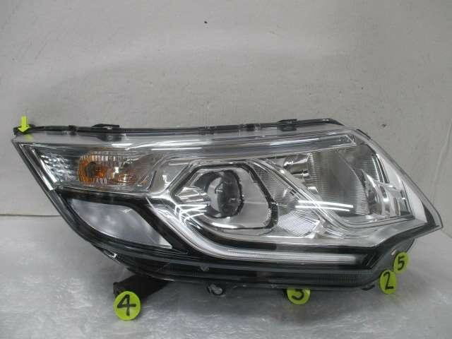 【中古】中古部品 ステップワゴン RP1 右ヘッドランプ 【3380050000-000028280910800】