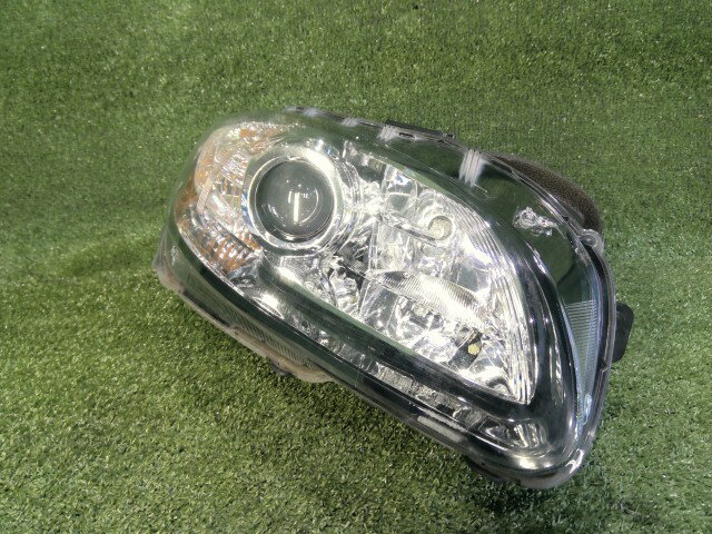 【中古】中古部品 ロードスター NCEC 右ヘッドランプ 【3260070000-260528000210800】