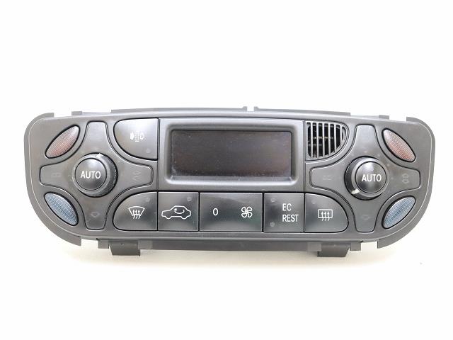 【中古】中古部品 ベンツ Cクラス 203245 A/Cスイッチパネル 【3310070100-001692395360900】