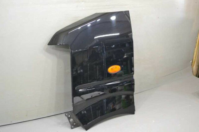【中古】中古部品 エブリィ DA64W 左フロントフェンダー 【3310580000-26060200101...