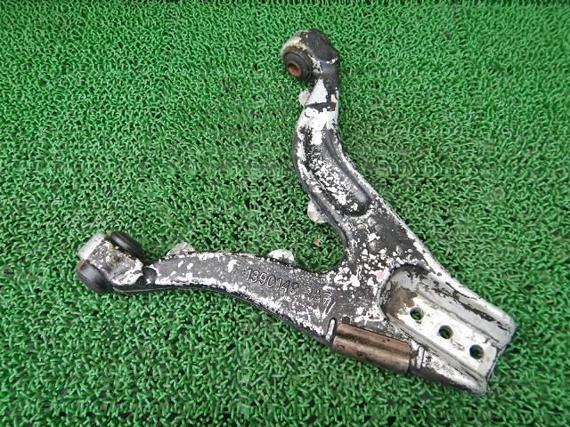 【中古】中古部品 ボルボ 850 8B5252W 左フロントロアアーム 【3310070100-001607449051740】