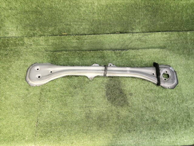 樂天商城 - 【中古】中古部品 タント LA600S フロントバンパーホースメント 【3260070000-260604000310120】