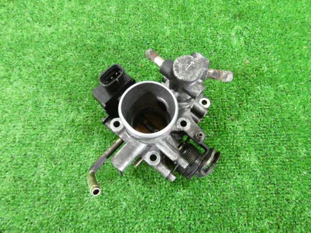【中古】中古部品 ジムニー JA11V スロットルボディ 【3260250000-000026068420300】
