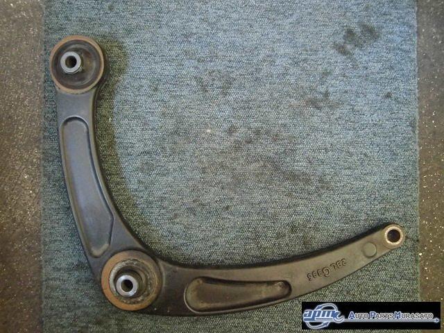 【中古】中古部品 プジョー 307 3EHRFN 左フロントロアアーム 【3310070100-001100617151740】