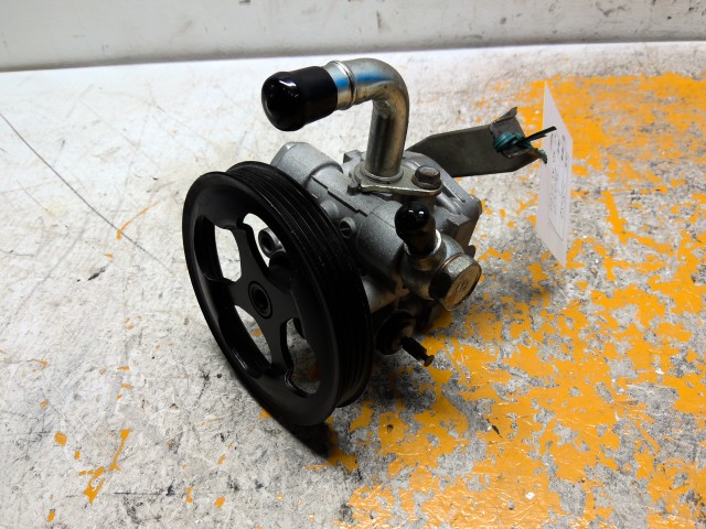 【中古】中古部品 eKワゴン H82W パワステベーンポンプ 【3310160100-000004499443...