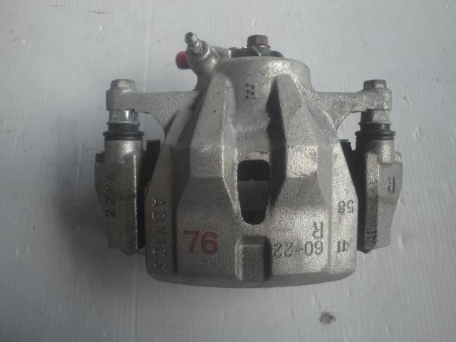 【中古】中古部品 プレミオ ZRT265 右フロントキャリパー 【3100430000-260611000144330】