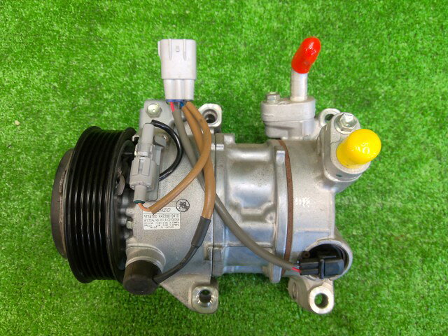 【中古】中古部品 ヴィッツ KSP130 A/Cコンプレッサー 【3330200100-252617000060700】