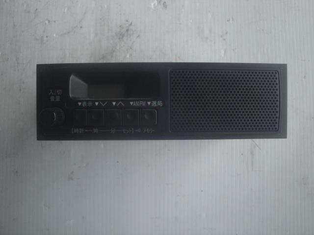 【中古】中古部品 エブリィ DA17V ラジオ 【3100430000-260619000161100】
