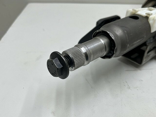 【中古】中古部品 ボルボ 70シリーズ 8B5244W ステアリングコラム 【3310070100-00...