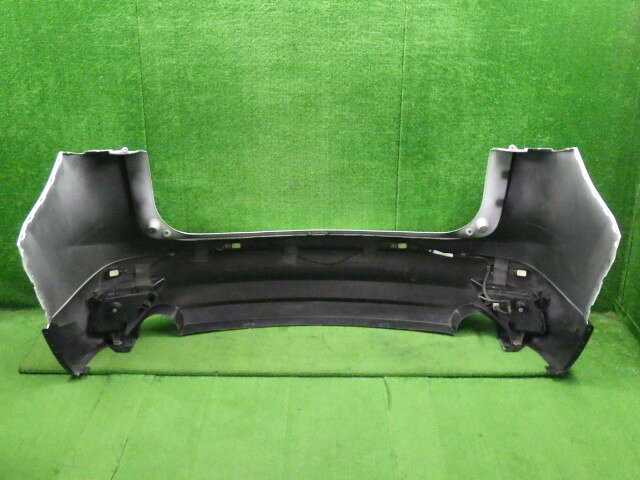 【中古】中古部品 CX−5 KE2FW リアバンパー 【3330250100-000000937815100】