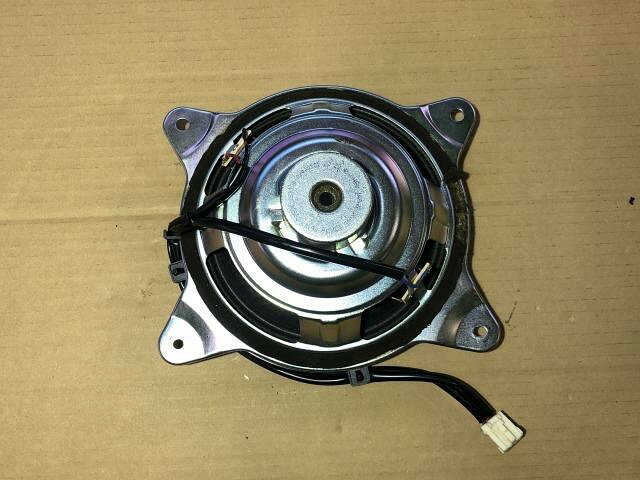 【中古】中古部品 クラウンマジェスタ URS206 スピーカー 【3310050100-0002030188...