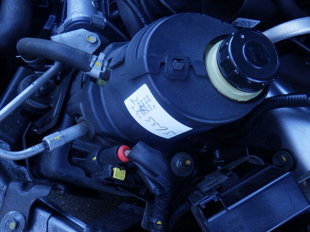 メーカー 日産 車名 スカイライン 型式類別 17832-0307 グレード 200GT-TタイプP 認定型式 DBA-YV37 車両タイプ 4ドアセダン 年式 H29/7 シフト 7FT 駆動 通称型式 BEAARVLV372DA エンジン型式 274A ミッション型式 アクスル型式 車体色 ダークメタルグレー(M) 車体色No KAD トリム色No 走行距離(Km) 128,870 メーカー純正品番 49110-4GB5C 部品メーカー品番 保証 1ヶ月/1000km 付加情報 パワステ用モーター式/左ライト裏に設置,作動確認済み/漏れなし/異音なし 商品情報 ※純正番号およびモデル番号は参考としてください。※リビルト部品を購入される際のお願い【再生部品】と表示されているものをリビルト部品と呼んでいます。リビルト部品の場合には、交換時に取り外した部品をご返却していただく場合があります。詳しくはこちら※大物商品(ドア・ボンネット・バンパー等)は個人宅への配送ができない場合がございます。その場合、最寄りの配送業者支店止め等の対応となりますので、あらかじめご了承ください。 ページ上部へ【中古】中古部品 スカイライン YV37 パワステベーンポンプ 【3331010800-000024557543300】