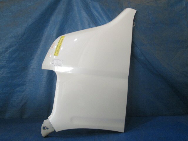 【中古】中古部品 バモス HM1 左フロントフェンダー 【3310160100-000004541010700】