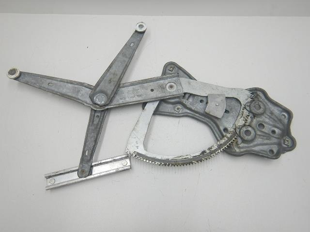 【中古】中古部品 BMW 3シリーズ A20 右フロントドアレギュレータ・モーター 【3310070100-00057027991..