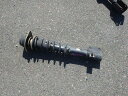 【中古】中古部品 スクラム DG62V 右フロントストラット 【3331010800-001698215650100】