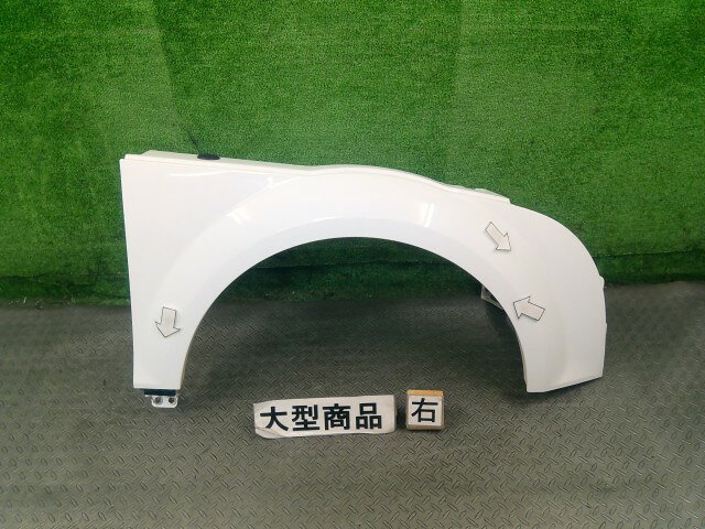 【中古】中古部品 アウディ TT 8JBWA 右フロントフェンダー 【3330990700-20260900...