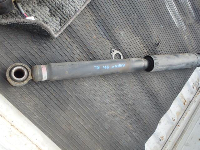 【中古】中古部品 アルファード ANH10W 左リアショックアブソーバー 【3331010800-000019498150800】