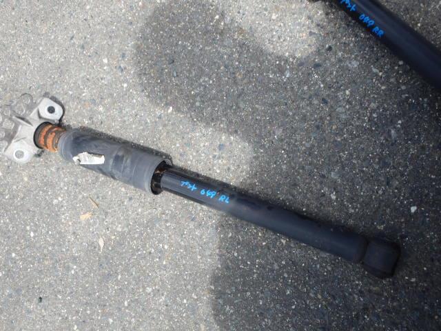【中古】中古部品 アバルト プントエヴォ 199144 左リアショックアブソーバー 【3331010800-001623005050800】
