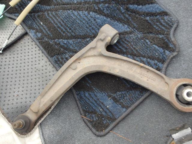 【中古】中古部品 フィアット 500 31214 左フロントロアアーム 【3331010800-001580062351740】