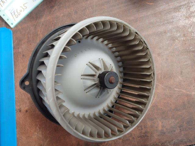 【中古】中古部品 タイタン LMR85AR ヒーターブロアモーター 【3331010800-0015212...