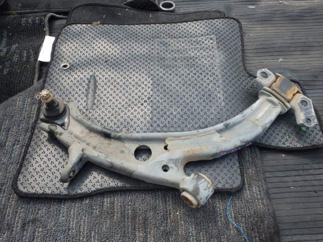 【中古】中古部品 ライフ JB1 右フロントロアアーム 【3331010800-001535777851720】