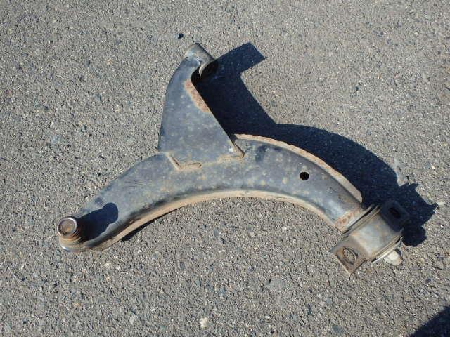 【中古】中古部品 サンバー KS4 左フロントロアアーム 【3331010800-001657380751740】