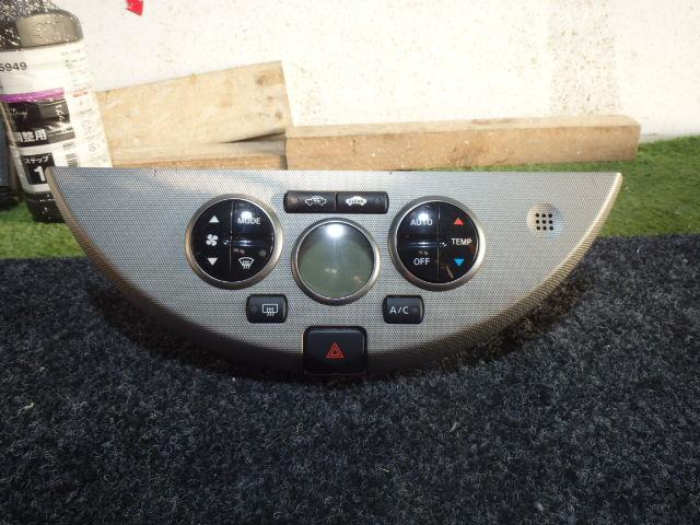 【中古】中古部品 ノート E11 A/Cスイッチパネル 【3331010800-001632148160900】