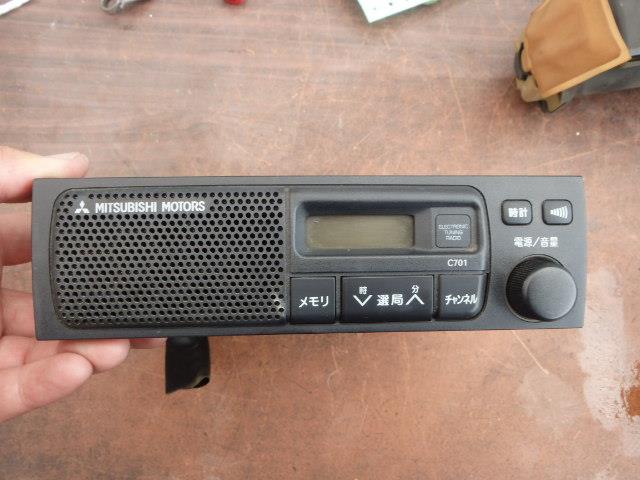 【中古】中古部品 ミニキャブ U62T ラジオ 【3331010800-001533048761100】